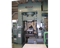 Hydraulic press machine image