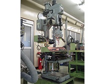 Multiple spindle drilling machine image